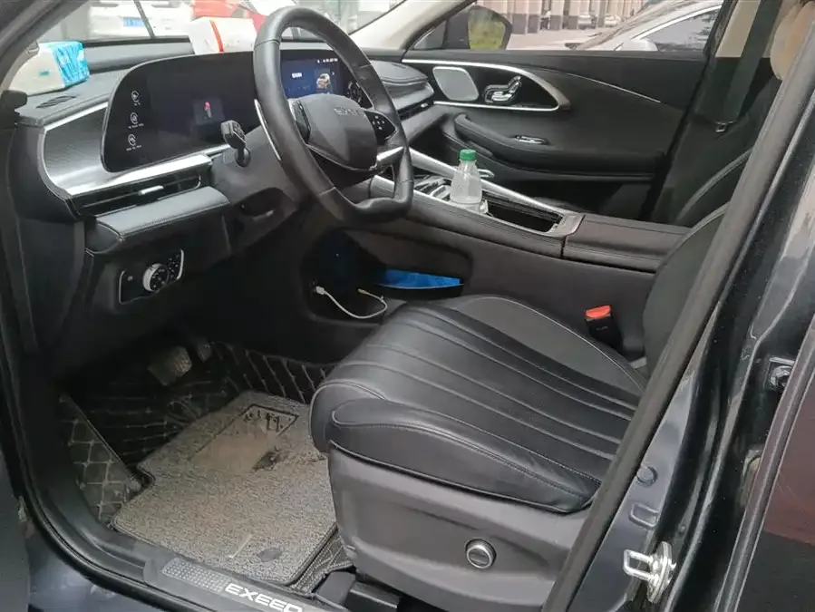 Exeed TXL Xingtu Lingyun 2024 400T Two-Wheel Drive Star Edition 2024 — миниатюра 3