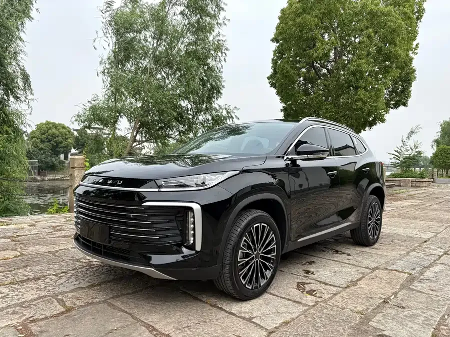 Exeed TXL 2025