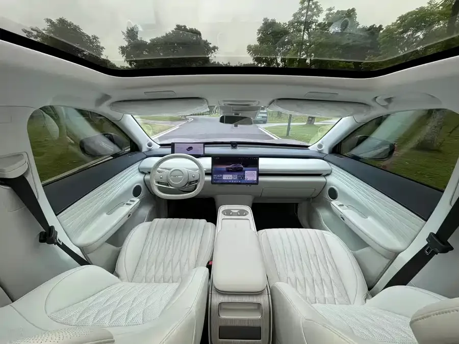 Exeed Star Era ET Star Era ET 2024 Extended Range 240 Max 4WD 2025 — миниатюра 2