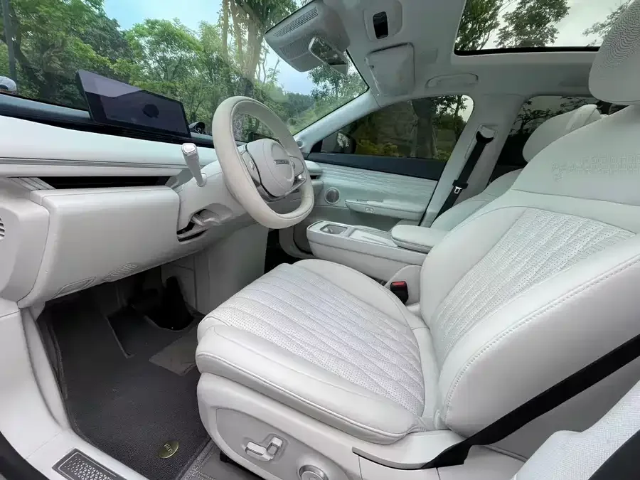 Exeed Star Era ET Star Era ET 2024 Extended Range 240 Max 4WD 2025 — миниатюра 4