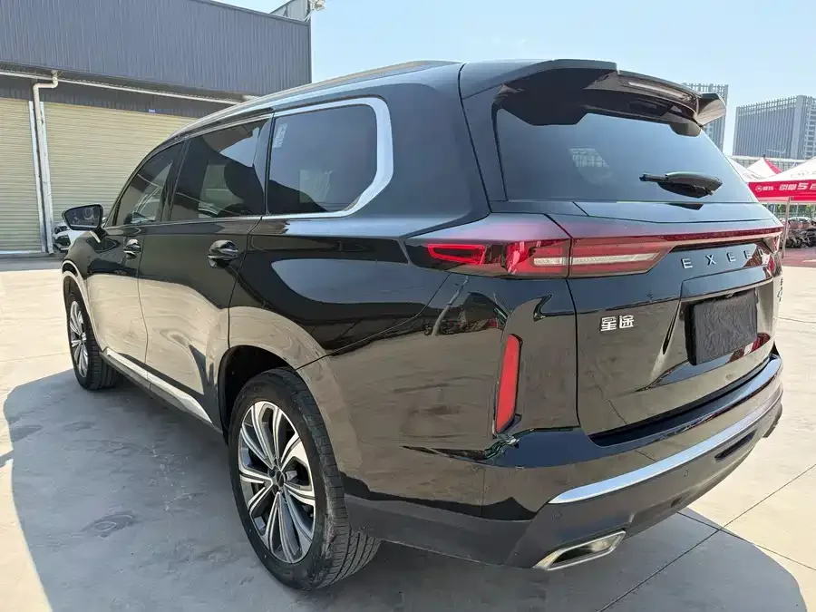 Exeed VX Xingtu Lanyue 2023 400T 4WD Star Edition 7 Seaters 2023 — миниатюра 3