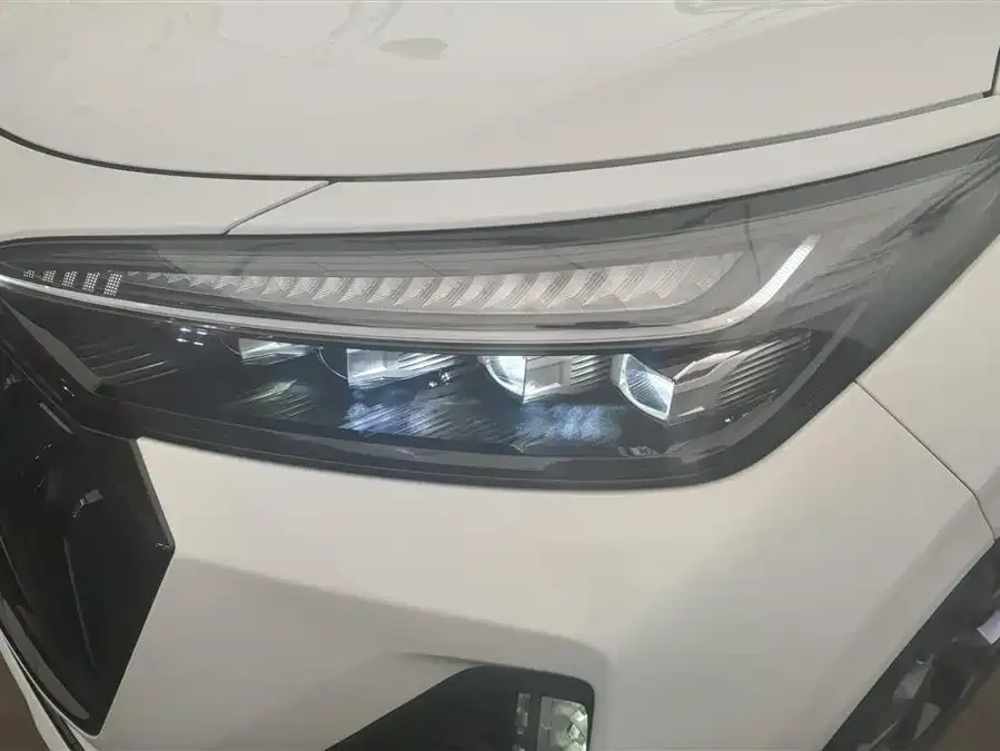 Exeed VX Xingtu Lanyue 2024 Explorer Edition 400T 4WD Starlight 7-seater 2024 — миниатюра 2