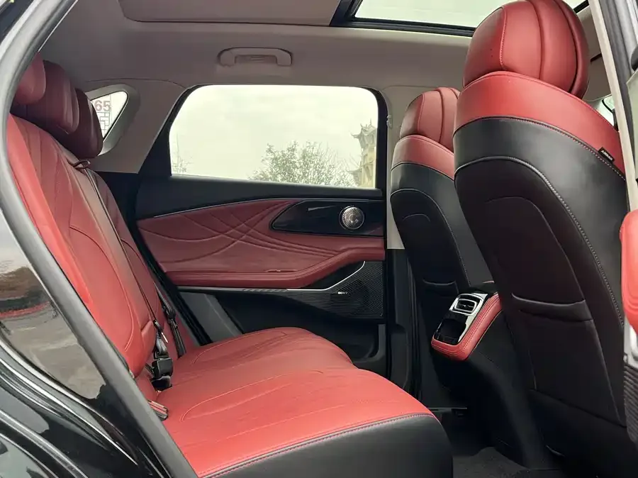 Exeed RX Xingtu Yaoguang 2023 400T 4WD Premium Edition 2023 — миниатюра 3