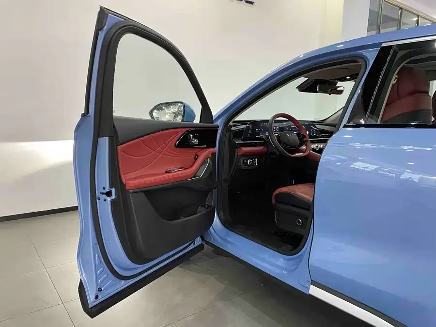 Exeed RX Xingtu Yaoguang 2023 400T two-wheel drive premium version 2026 — миниатюра 4