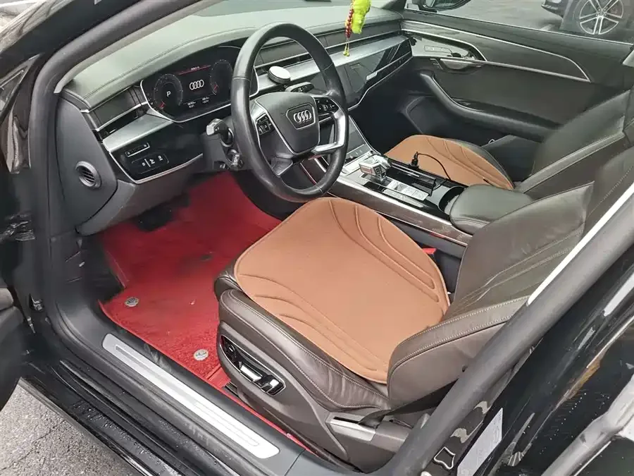 Audi A8 2024 A8L 45 TFSI quattro Luxury Edition 2023 — миниатюра 5