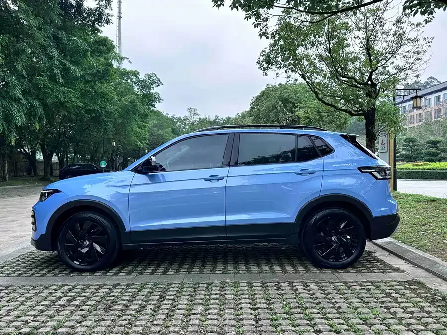Volkswagen Tiguan (Tharu) Tuyue 2025 New 300TSI Ruixiang Edition 2024 — миниатюра 3