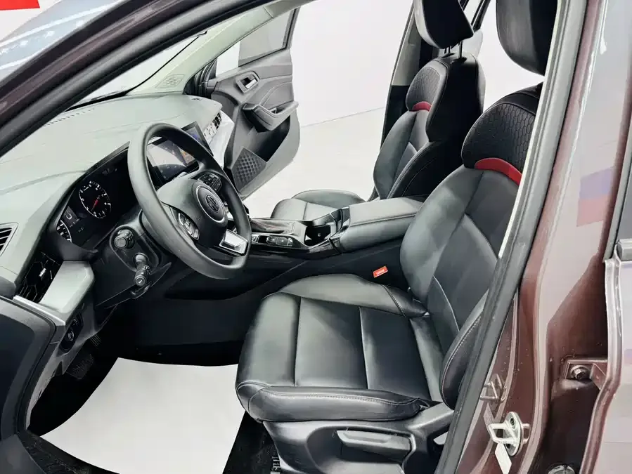 MG 5 MG5 2022 180DVVT CVT Youth Deluxe Edition 2022 — миниатюра 4