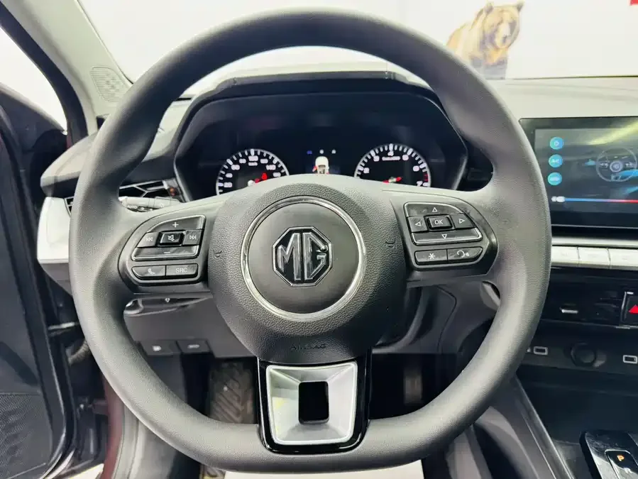 MG 5 MG5 2022 180DVVT CVT Youth Deluxe Edition 2022 — миниатюра 5