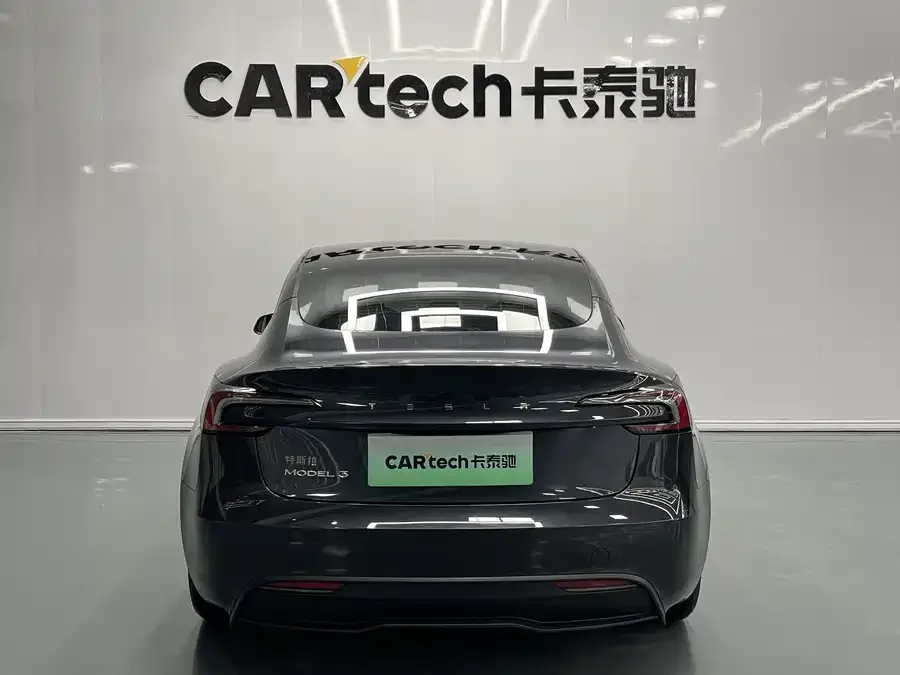 Tesla Model 3 Model 3 2025 rear-wheel drive version 2025 — миниатюра 5
