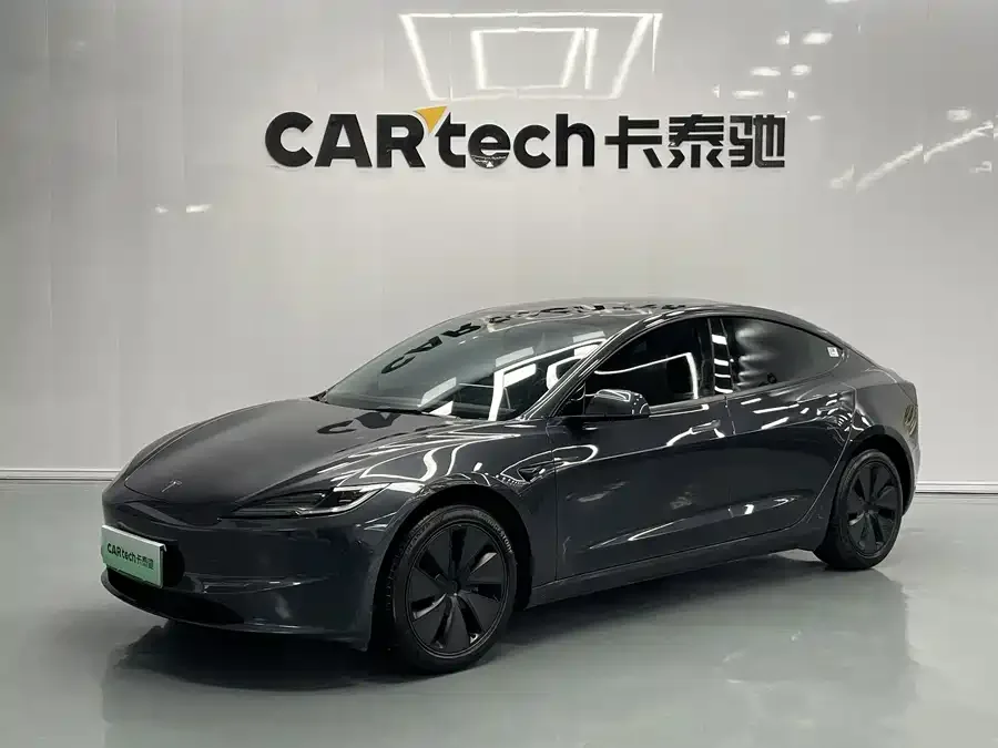 Tesla Model 3 2025