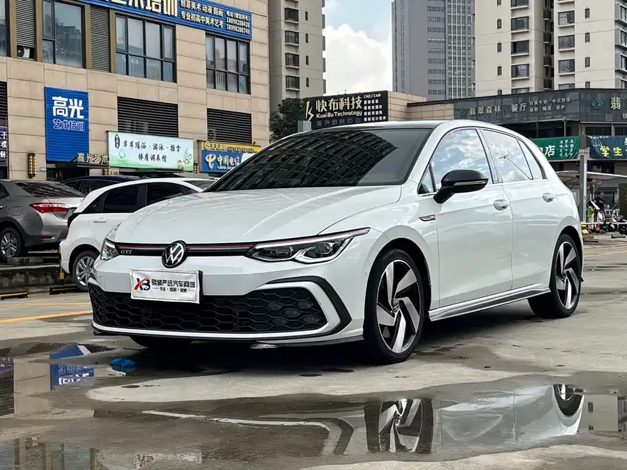 Volkswagen GOLF GTI 2023