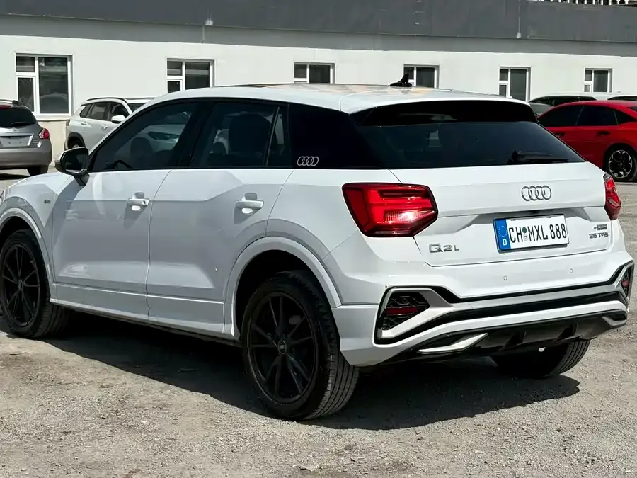 Audi Q2L 2023 35TFSI Luxury Dynamic Edition 2023 — миниатюра 3