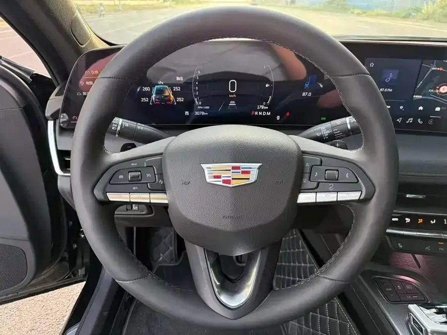Cadillac CT5 2025 28T City Sports Edition 2025 — миниатюра 2