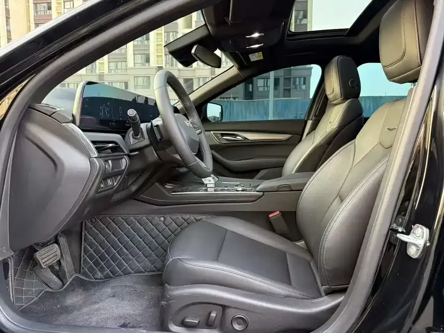 Cadillac CT5 2025 28T City Sports Edition 2025 — миниатюра 4