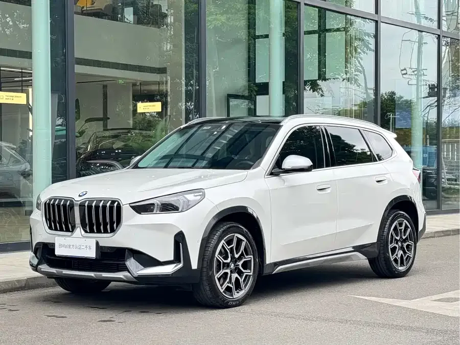 BMW X1 2024 sDrive25Li X Design Package 2024 — фото 1, купить с доставкой в Москву