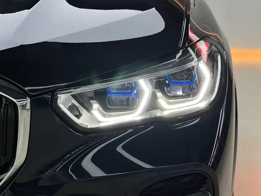 BMW X5 2022 facelift xDrive 30Li Exclusive M Sport Package 2023 — миниатюра 5