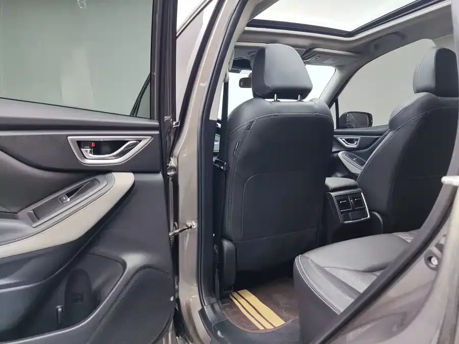 Subaru Forester Forester 2022 2.0i AWD Luxury Edition EyeSight 2023 — миниатюра 4