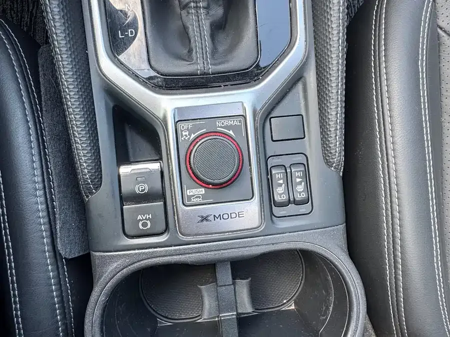 Subaru Forester Forester 2021 2.0i Luxury Edition 2022 — миниатюра 4