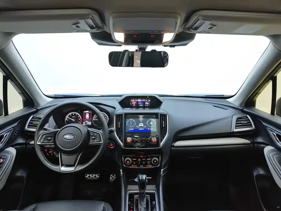 Subaru Forester 2022 Forester 2.0i AWD Ultimate Edition EyeSight 2023 — миниатюра 4