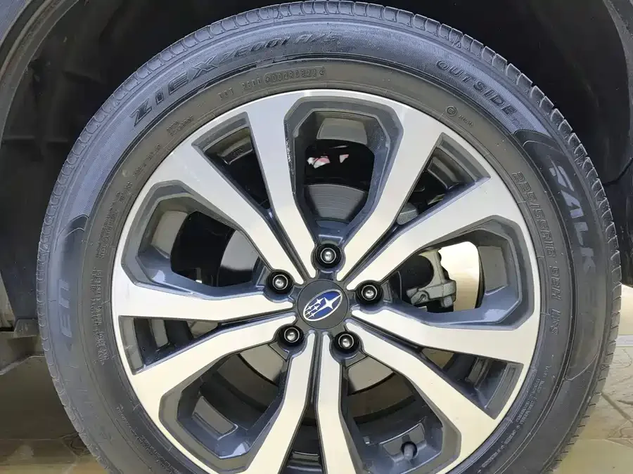 Subaru Forester 2022 Forester 2.0i AWD Ultimate Edition EyeSight 2023 — миниатюра 5