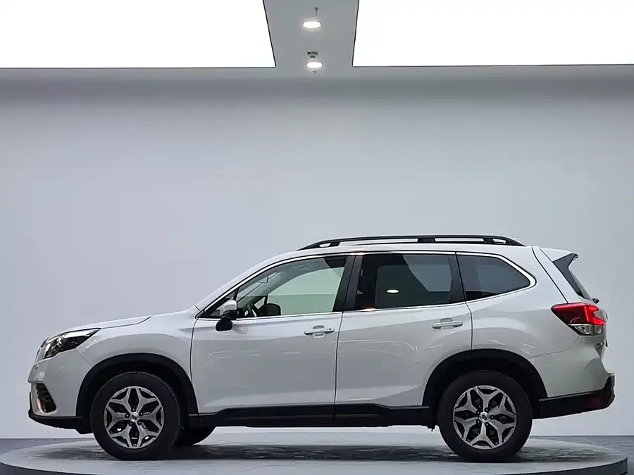 Subaru Forester Forester 2022 2.0i AWD Luxury Edition EyeSight 2023 — миниатюра 2