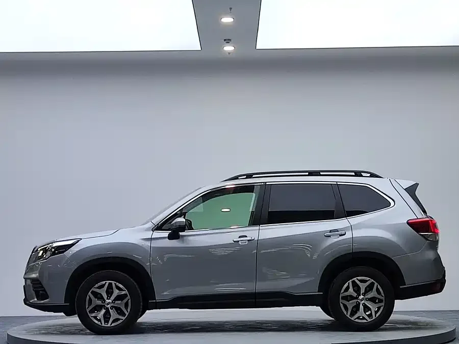 Subaru Forester Forester 2022 2.0i AWD Luxury Edition EyeSight 2023 — миниатюра 2