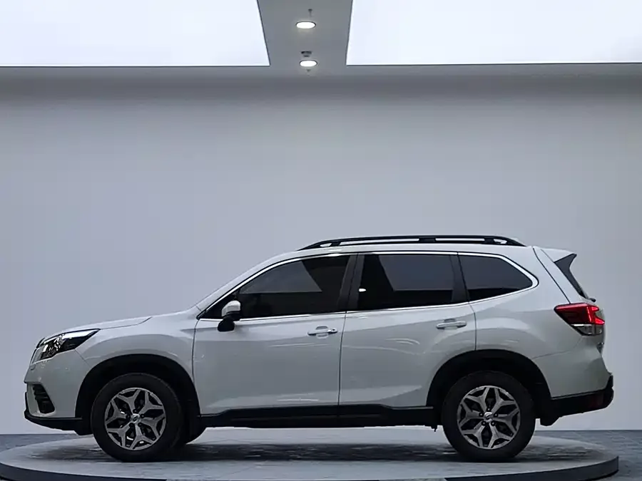 Subaru Forester Forester 2022 2.0i AWD Luxury Edition EyeSight 2023 — миниатюра 2