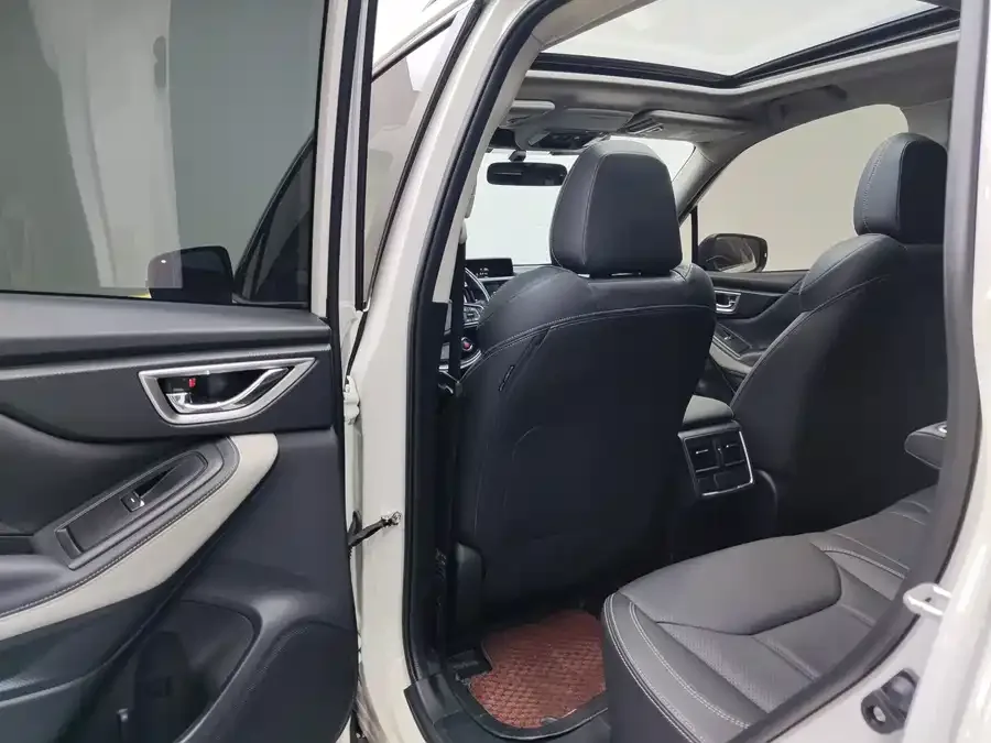 Subaru Forester Forester 2022 2.0i AWD Luxury Edition EyeSight 2023 — миниатюра 3
