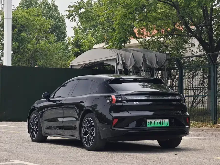 Zeekr 001 Zeekr 001 2025 WE version 95kWh 4WD 2024 — миниатюра 3