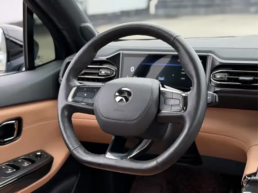 NIO ES6 NIO ES6 2020 455KM Sports Edition 2022 — миниатюра 4