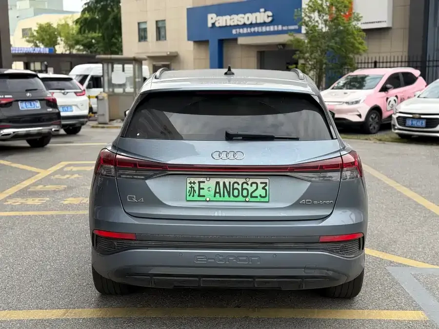 Audi Q4 e-tron 2023 40 e-tron Chuangjing Yaoye Edition 2023 — миниатюра 3