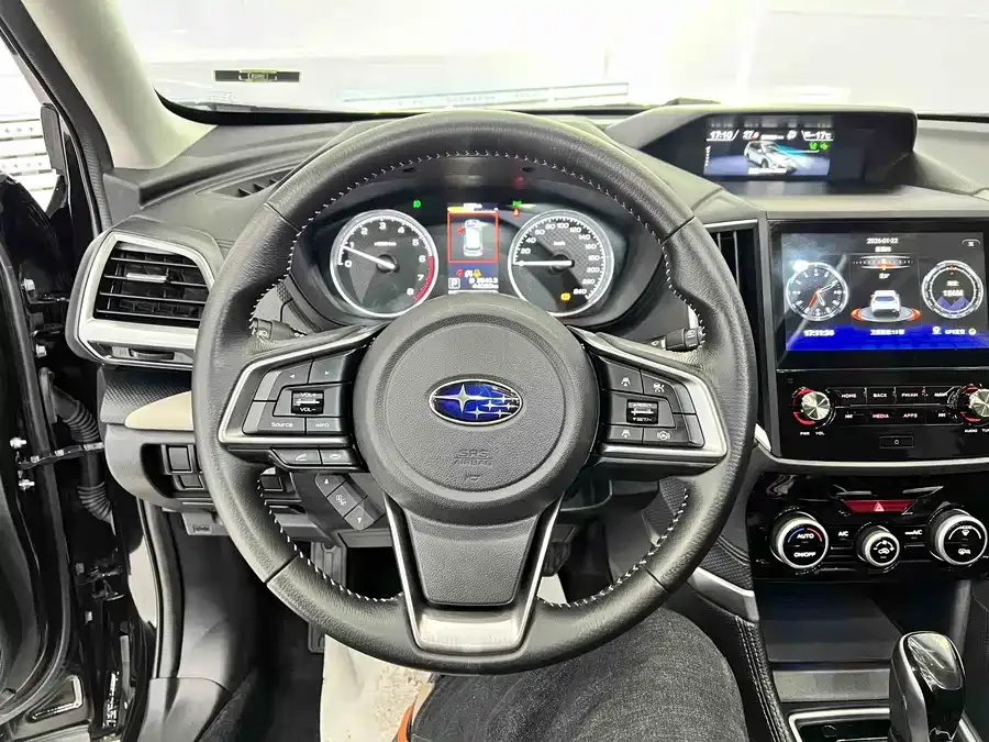 Subaru Forester Forester 2022 2.0i AWD Luxury Edition EyeSight 2022 — миниатюра 4