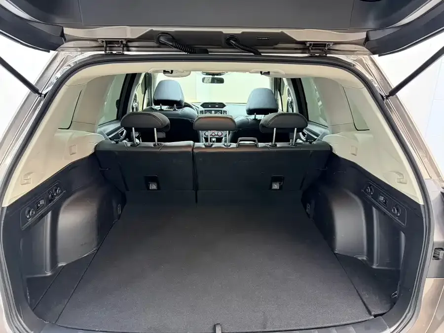 Subaru Forester Forester 2022 2.0i AWD Luxury Edition EyeSight 2022 — миниатюра 5