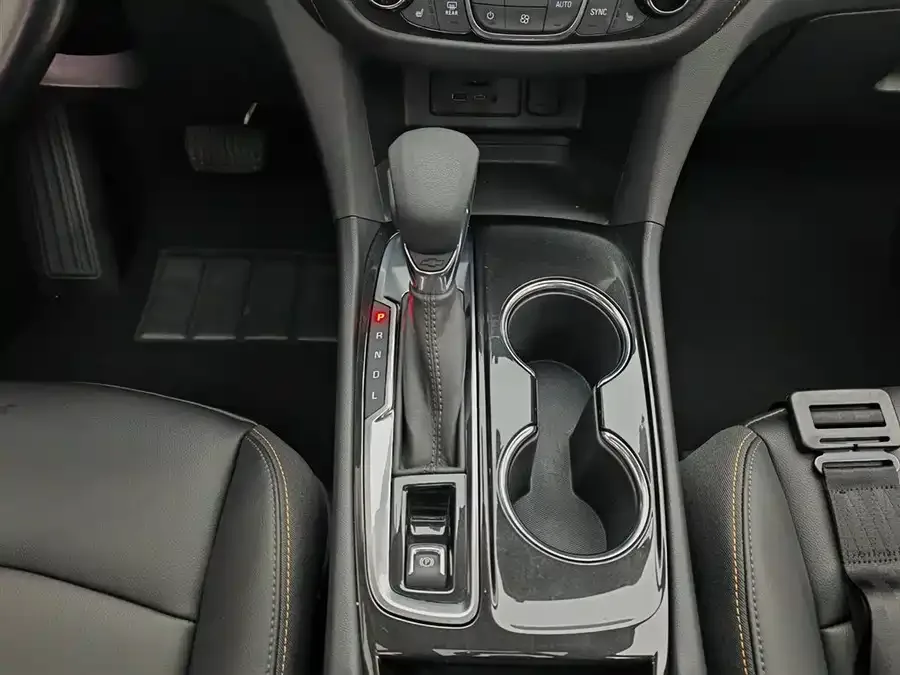 Chevrolet Equinox Explorer 2022 535T Yujie Edition 2022 — миниатюра 4
