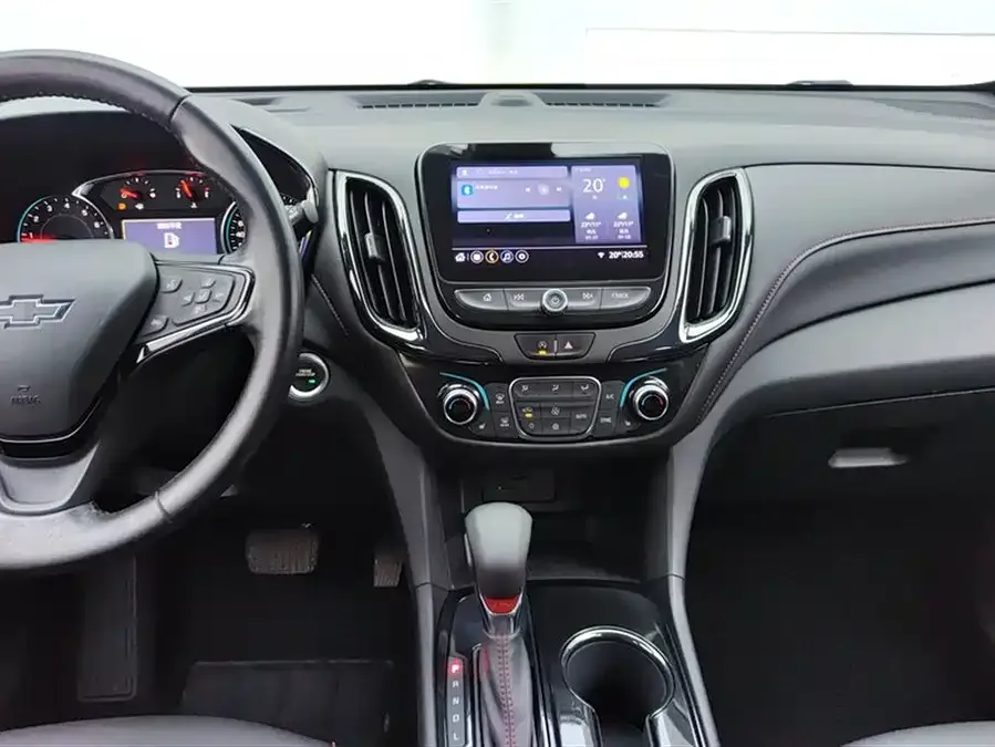 Chevrolet Equinox Explorer 2021 550T RS Smart Expansion Edition 2022 — миниатюра 4