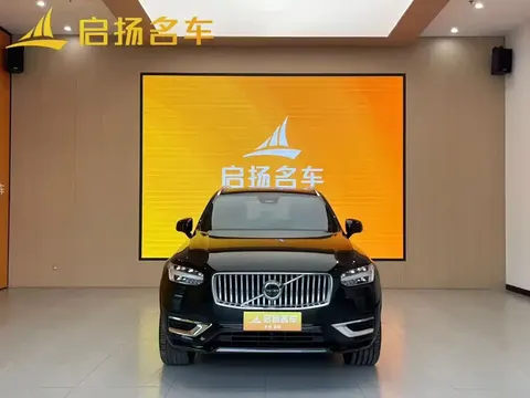 Volvo XC90 2025 купить в Москве