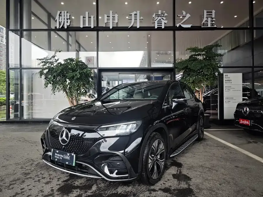 Mercedes-Benz EQE SUV 2025