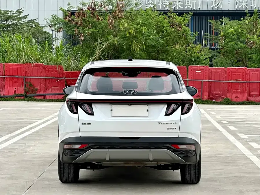 Hyundai tucson l Tucson 2021 Tucson L 1.5T DCT GLX Elite Edition 2023 — миниатюра 2