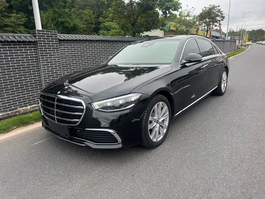 Mercedes-Benz S-Класс 2024