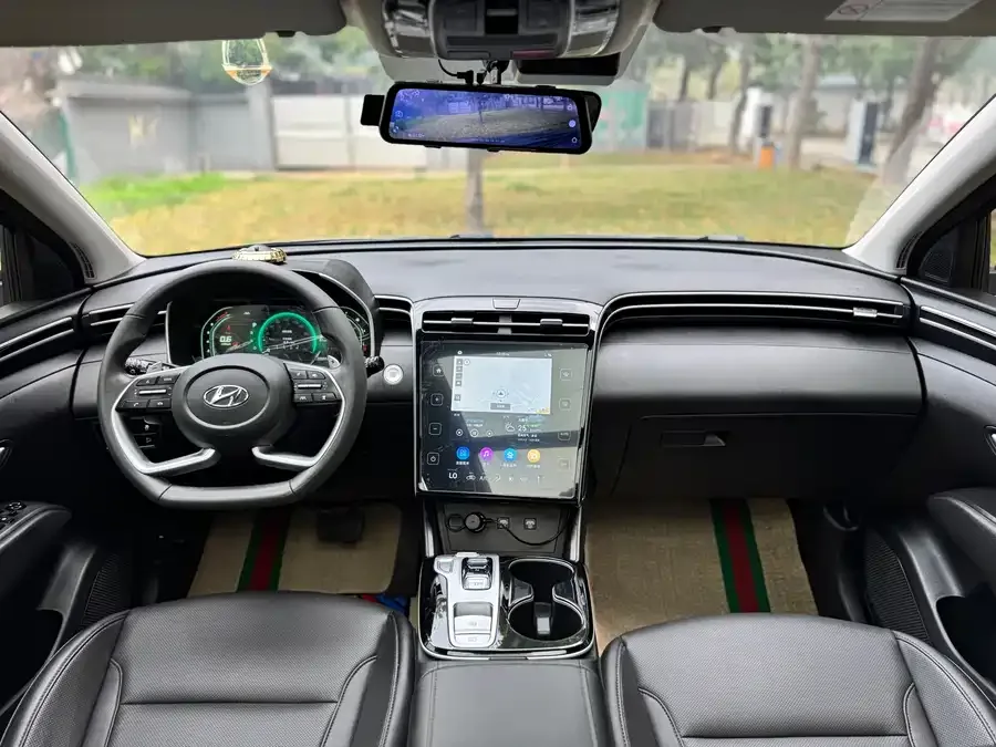 Hyundai tucson l Tucson 2023 Tucson L 1.5T Automatic 2WD DLX Luxury Edition 2023 — миниатюра 3