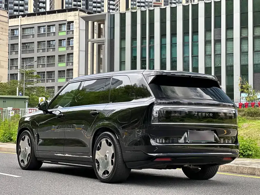 Zeekr 9X Zeekr 9X 2025 Ultra Edition 55kWh 2025 — миниатюра 2