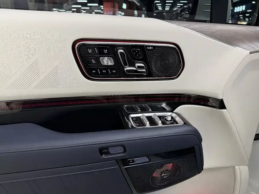 Zeekr 9X Zeekr 9X 2025 Ultra Edition 55kWh 2026 — миниатюра 2