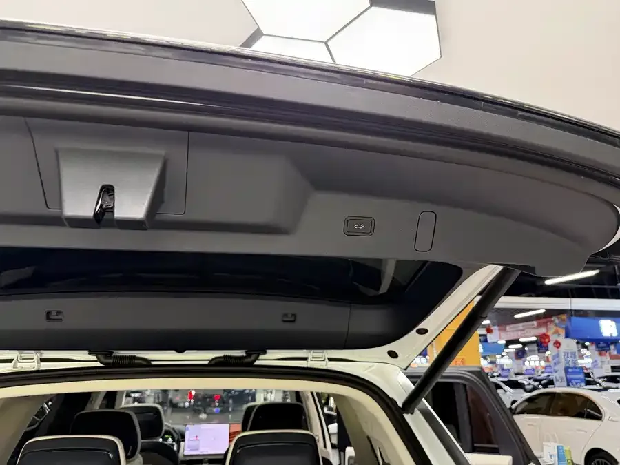 Zeekr 9X Zeekr 9X 2025 Ultra Edition 55kWh 2026 — миниатюра 5