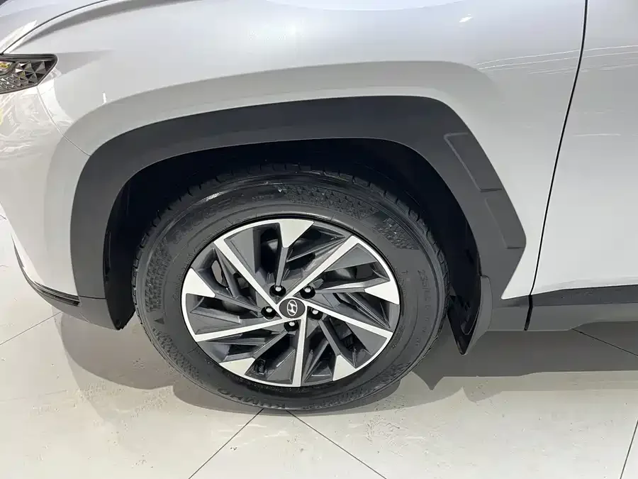 Hyundai tucson l Tucson 2021 Tucson L 1.5T DCT GLX Elite Edition 2022 — миниатюра 4