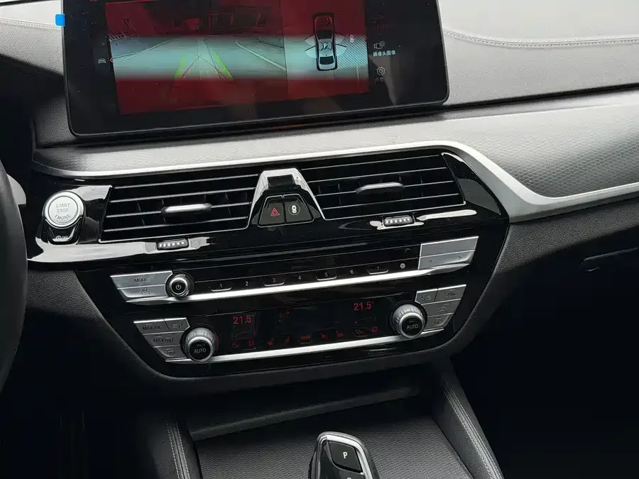 BMW 5 Series BMW 5 Series (Imported) 2021 540i Fashion Edition M Sport Package 2022 — миниатюра 4