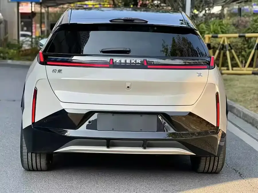Zeekr X Zeekr X 2025 five-seat long-range version 2024 — миниатюра 3