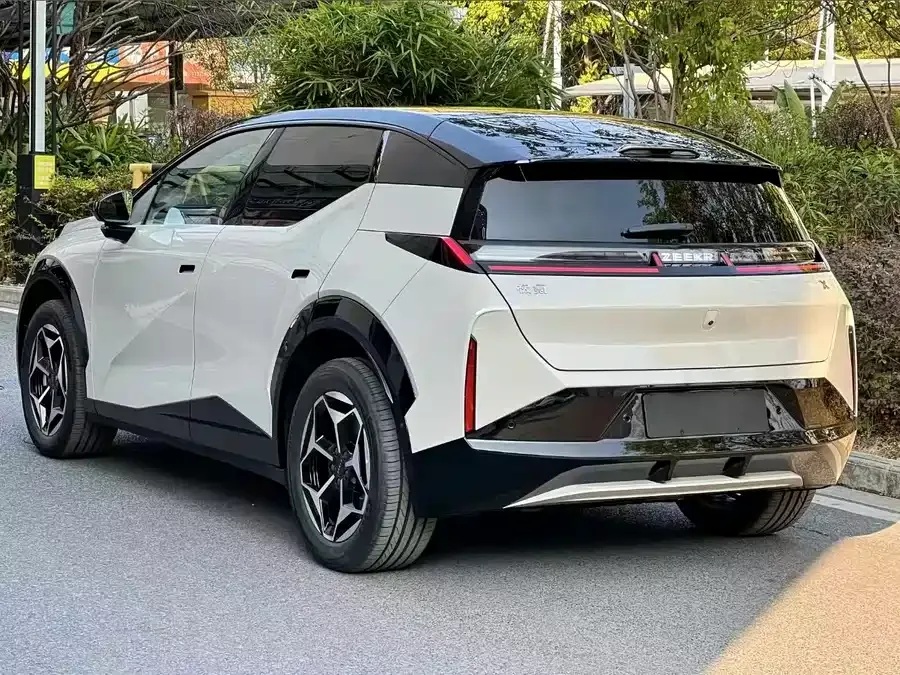 Zeekr X Zeekr X 2025 five-seat long-range version 2024 — миниатюра 4