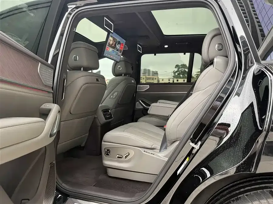 BYD N9 Denza N9 2026 Premium Edition 2025 — миниатюра 2