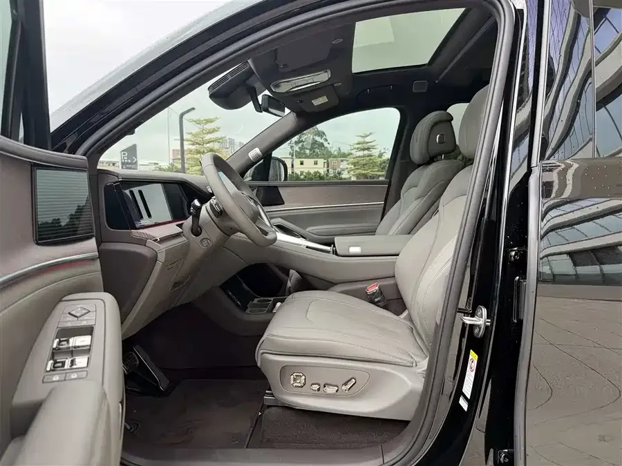 BYD N9 Denza N9 2026 Premium Edition 2025 — миниатюра 4