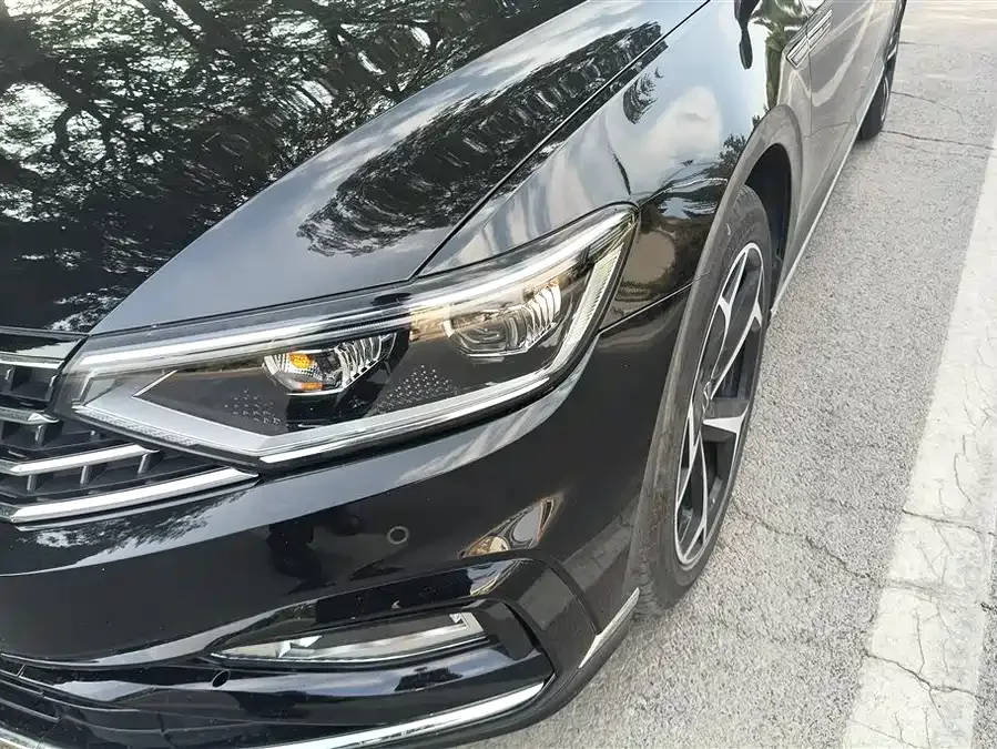 Volkswagen Magotan Magotan 2025 Public Edition 330TSI DSG Luxury Edition 2025 — миниатюра 5